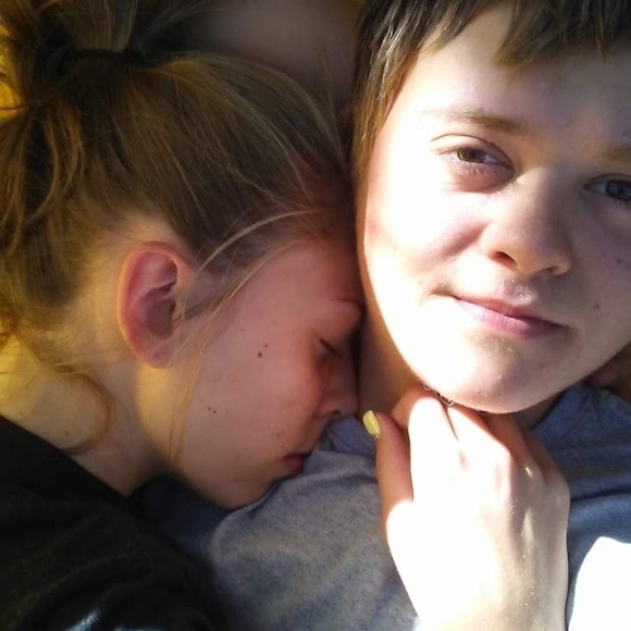 Meet your Posher, Taylor - Picture 1 of 1